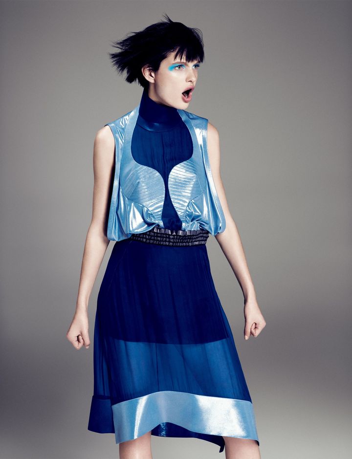 Photo_ Paola Kudacki (VOGUE JAPAN 2012 October Issue / Model: Patricia Van Der Vliet)