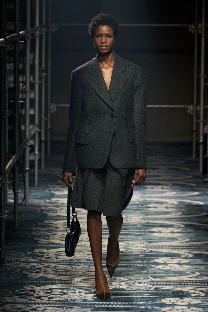 プラダ 2025-26年秋冬コレクション