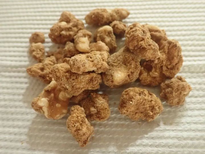 DAISO(ダイソー)：くるみ黒糖 30g