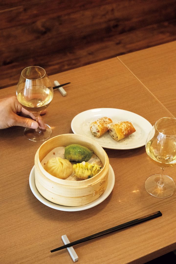 幡ヶ谷〈yum〉の飲茶とワイン