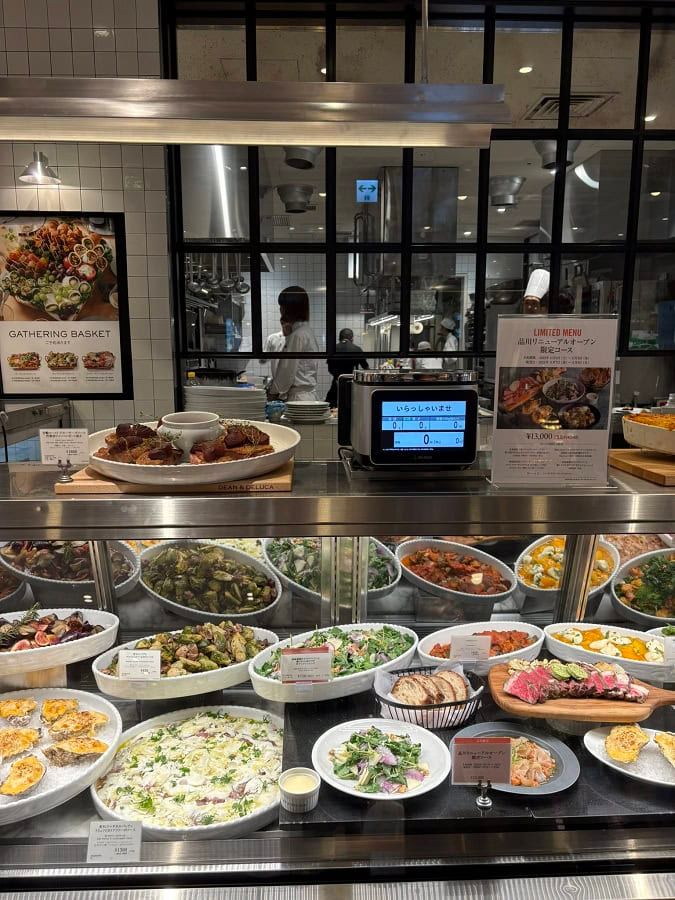 デリ総菜にも品川だけの限定メニューが