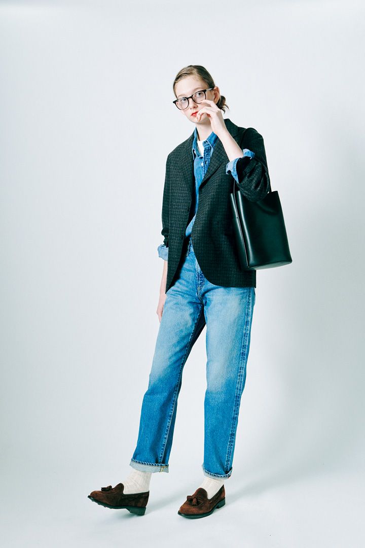 お仕事バッグもセンスよく。今選びたい大人顔デザイン4コーデ