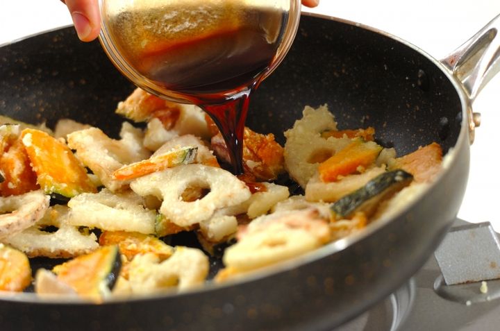 レンコンの黒酢炒めの作り方3