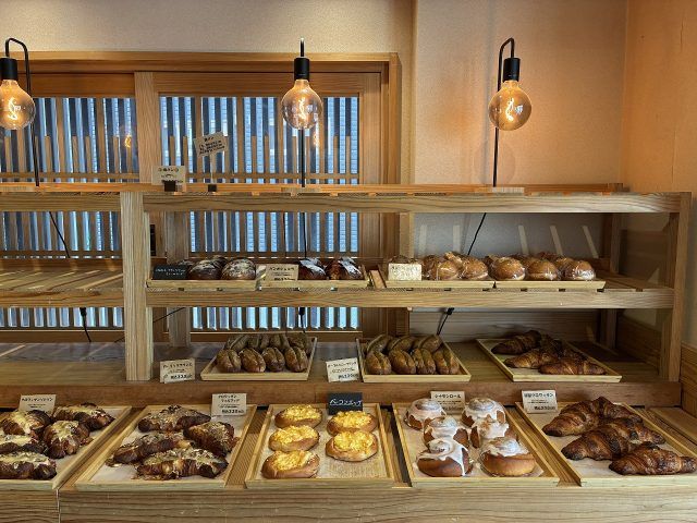 ブーランジェリー ルミエール 店内