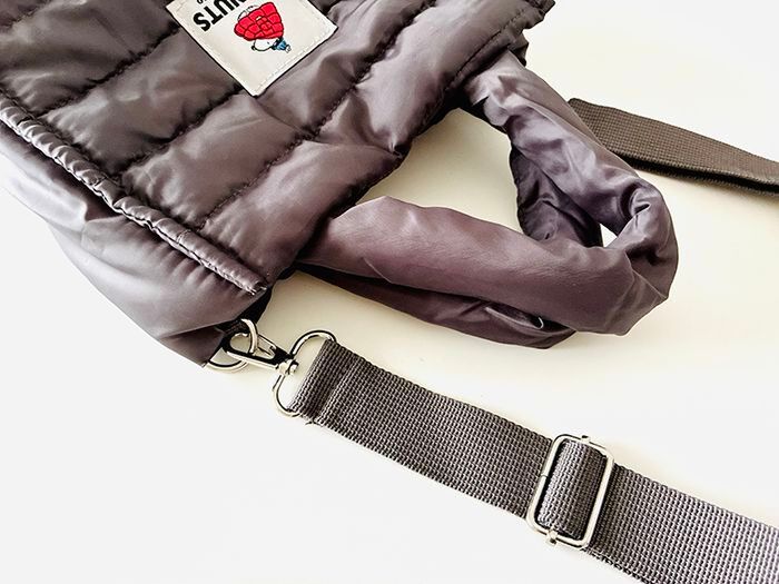 フワフワ可愛い♡冬に持ちたい2WAYバッグを〈付録〉でゲット。想像以上にミニサイズでオシャレです！