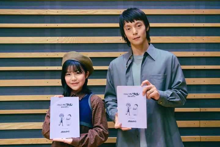 『映画 えんとつ町のプペル ～約束の時計台～』（写真左から）ルビッチ役の永瀬ゆずな、プペル役の窪田正孝 （C）西野亮廣／｢映画 えんとつ町のプペル ～約束の時計台～｣製作委員会 width=