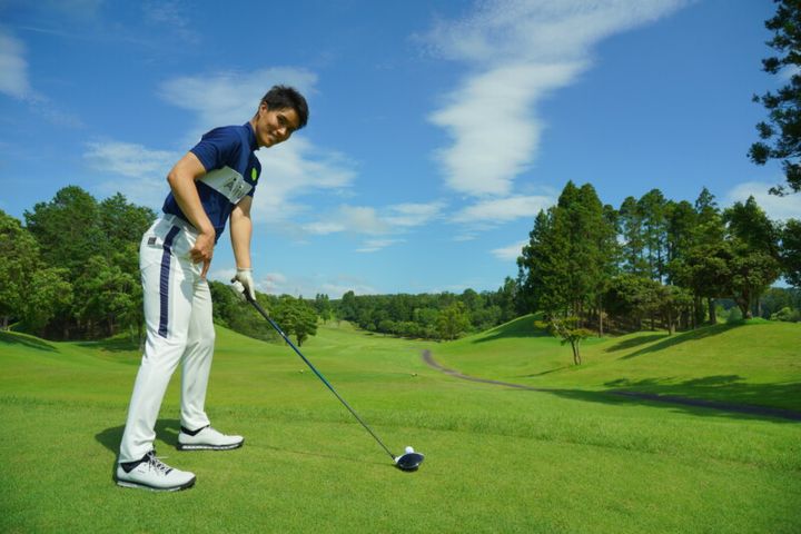 重心移動だけで飛距離が伸びる！ドラコン選手直伝“パワースタンス”を解説