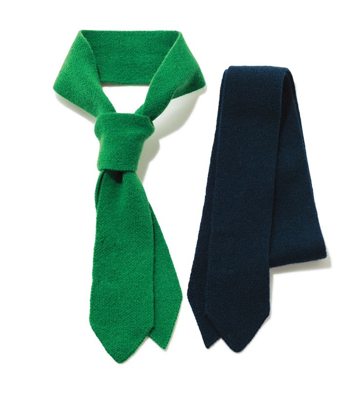 カシミアを100％使った上質で肌触りのいいニットタイ