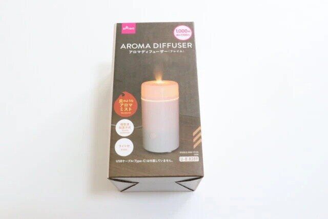 ダイソー USB式アロマディフューザー（フレイム） パッケージ