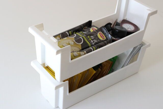 積み重ね缶詰ストッカー W 使用例