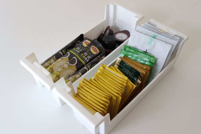 積み重ね缶詰ストッカー W ティーパック収納例