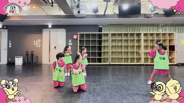 【写真・画像】アンタ山崎「こんなの見たら泣いちゃうよ…」 ダンス練習で出遅れた最年少キッズの“見違えた姿”に感動 1枚目