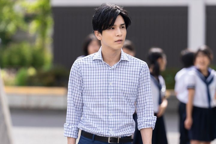 映画『金髪』場面写真 （C）2025 「金髪」製作委員会 width=