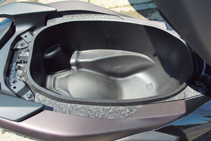 熟成したNMAXが登場！シリーズの血統を体感できる