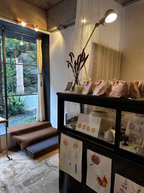 日本での素敵な出会い、カリグラファーをやっていて本当によかった！【夢見るパリ】