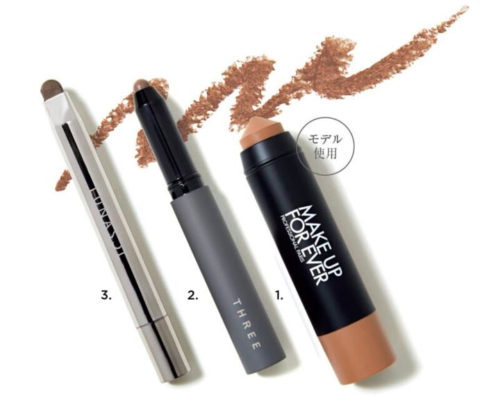 1_アーティスト カラークレヨン 432（メイクアップフォーエバー） 2_THREE ディメンショナル シェイディングワンド（THREE） 3_ルナソル シークレットシェイド 01（カネボウ化粧品）
