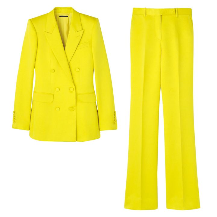 ジャケット ￥822,800 パンツ ￥299,200／ともにTOM FORD