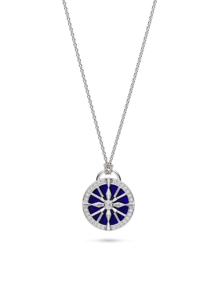 「ラッキー アローズ」ペンダント（WG×ラピスラズリ×ダイヤモンド）￥715,000