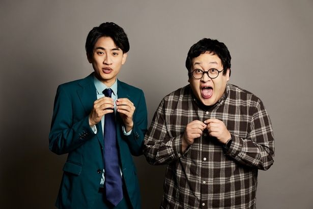 2人で一緒にスズキタゴサクのモノマネを披露 撮影/河内彩 ヘアメイク/大久保里香