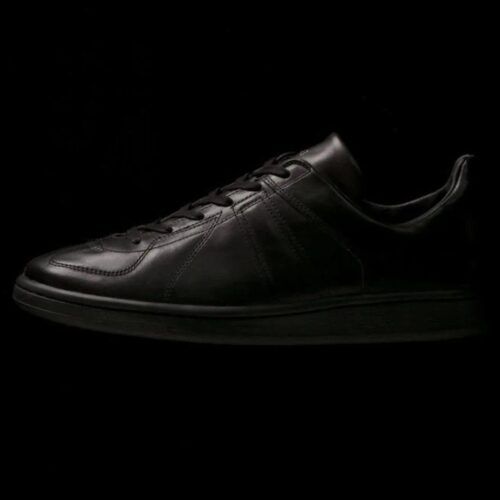 革の常識を覆す「インサイドアウト」スニーカーが話題！REPRODUCTION OF FOUNDがblurhmsROOTSTOCKと作る、唯一無二の“裏ジャーマン”