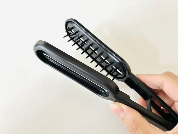 【セリア】旅先で活躍しまくりの“はさむ系”スグレモノを発見！「見つけたら即買い級です」毎日のバスタイムにも使える予感が…♡