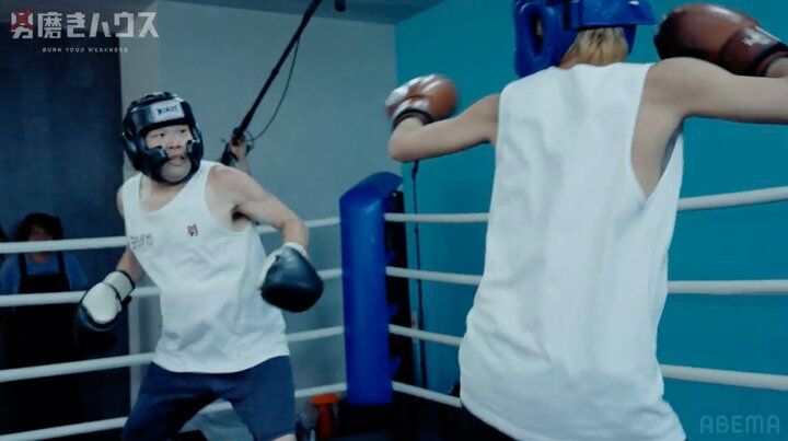 【写真・画像】15歳下に罵倒された38歳“子供部屋おじさん”が殴り合いで反撃「休むなよ、戦えよ！」「ズルすんなよ！」 2枚目