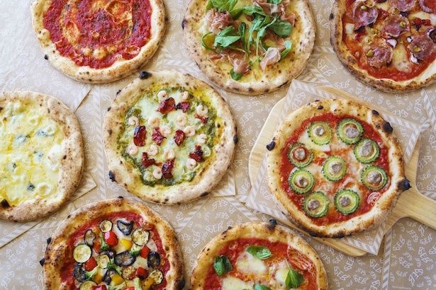 ボリューム満点のピッツァ