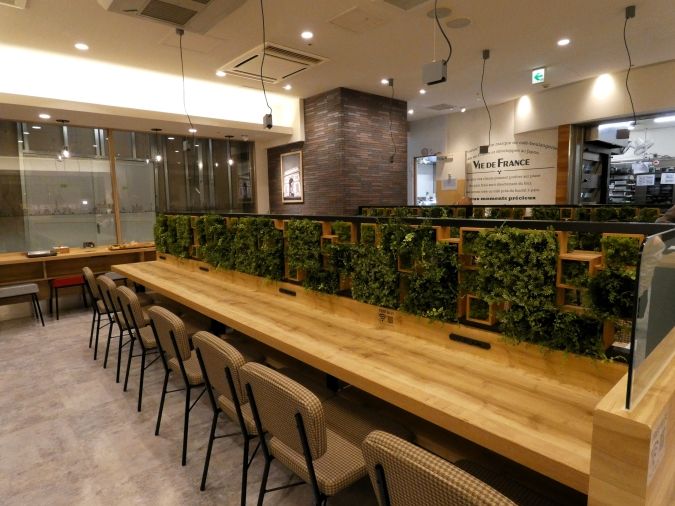 VIE DE FRANCE Reve de Paris （ヴィ・ド・フランス レーヴ・ド・パリ）天神地下街店 店内