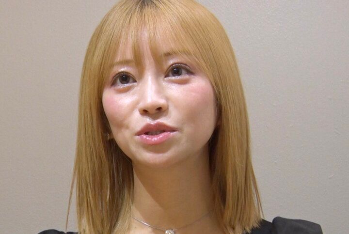 【写真・画像】2歳の時に祖母の元で暮らすように…愛沢えみり、生い立ちを赤裸々に告白「家族と誰とも連絡取らずに東京行った」 1枚目