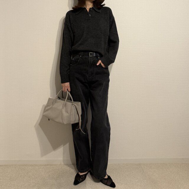 旬なポロニット合わせも今っぽい！