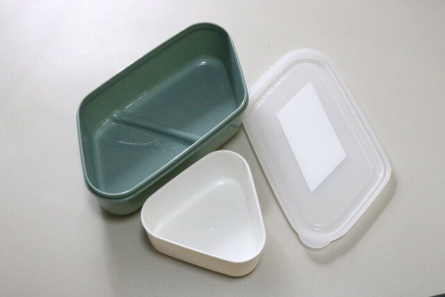 セリアのおにぎりランチボックスのパーツ