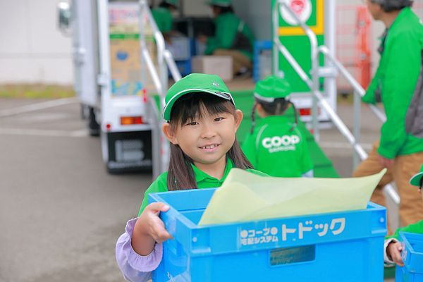 排便について楽しく学ぶ「出張うんち教室」、トイレweekに石川県輪島市の小学校で開催