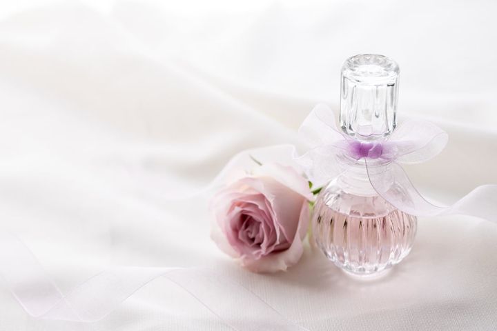 美容室に行く前に香水を使ったり、タバコを吸ったりするのはNG？（画像はイメージ）