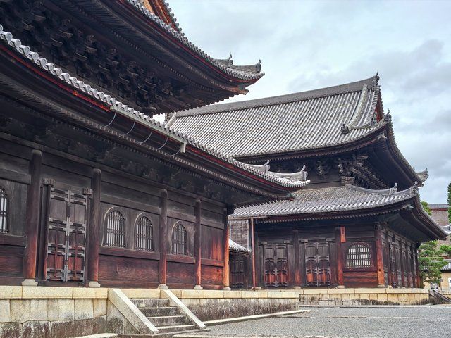 仏殿（手前）と法堂（後方）