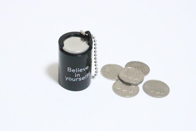 100円玉専用コインケース モノクロ 硬貨