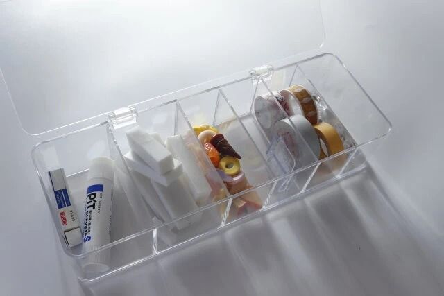 ダイソー 透明収納ケース（フタ付、B）