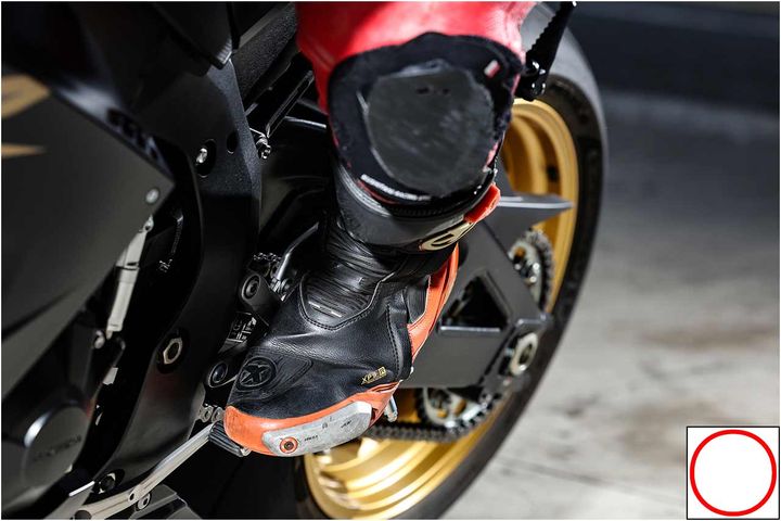 スポーツライテクQ＆A【コーナリング編】｜中野真矢が一発回答！