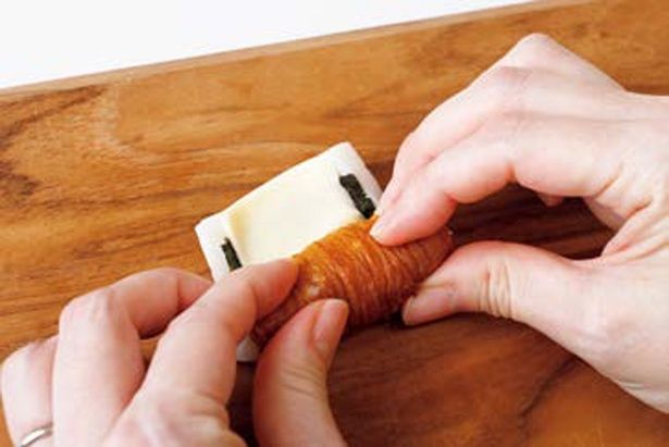 基本のくるくるちくわの作り方 (C)つやこママ／KADOKAWA