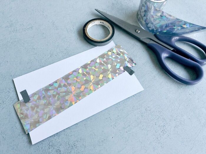 【セリア】貼るだけで“クオリティが”爆上がり！「キラキラテープ」で写真もギフトも一瞬でおしゃれに♡