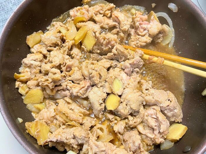 『家事ヤロウ!!!』和田明日香さんの「絶対失敗しない生姜焼き」テク。肉が固くならず味もしっかり♪