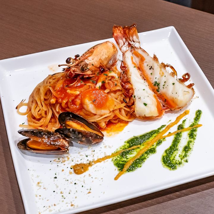 ハウステンボス／ピノキオ「天然大海老のトマトソースリングイネ」2