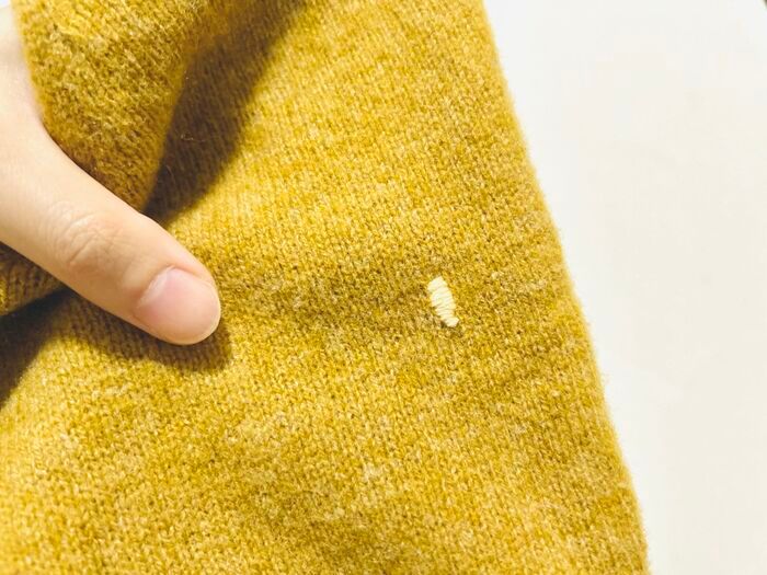 ニットにチクチクするだけで…かわいい「きのこ刺繍」ができちゃった♡フリーハンドで簡単にできますよ！