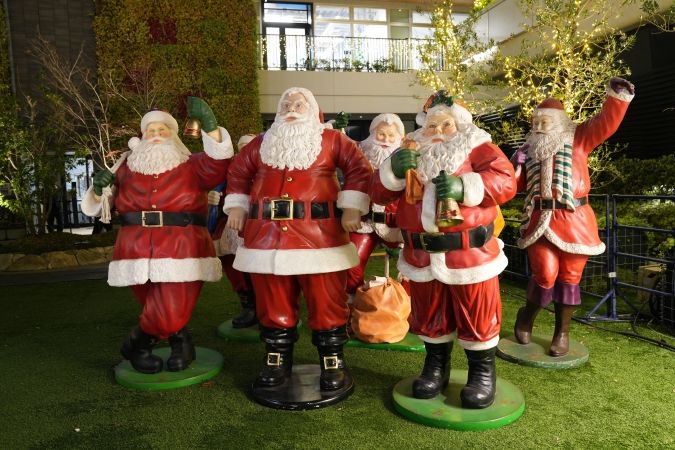 クリスマスゲートパークin福岡大名ガーデンシティ サンタの置物