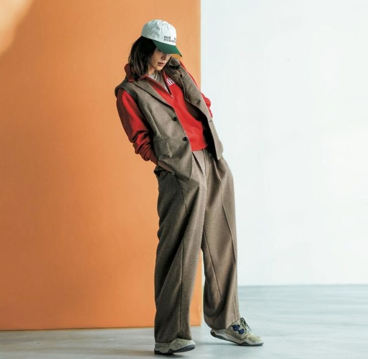 BROWNベースのマニッシュコーデ