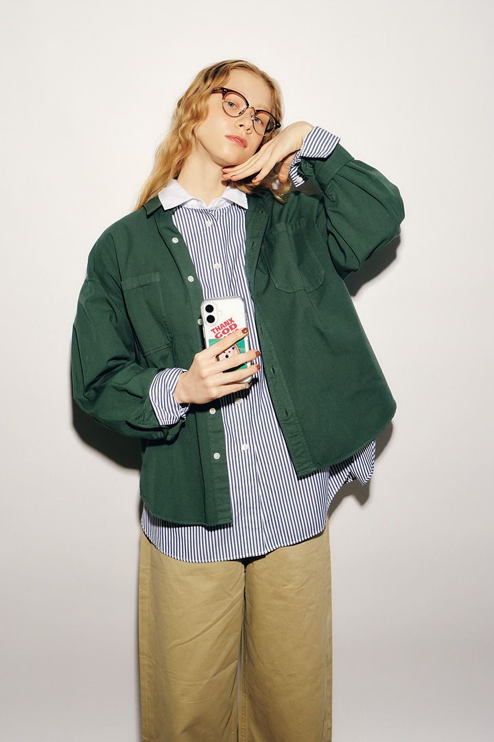 シャツに合わせるのはシャツ？それともカーディガン？おすすめコーデ4選