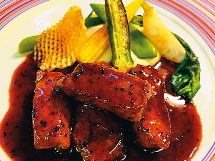 京橋『Chez Inno』の料理の一例