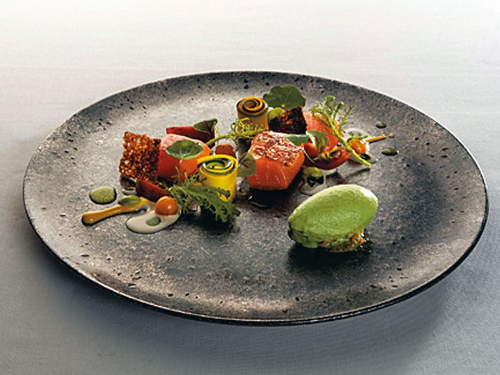 銀座『ラフィナージュ』の料理の一例