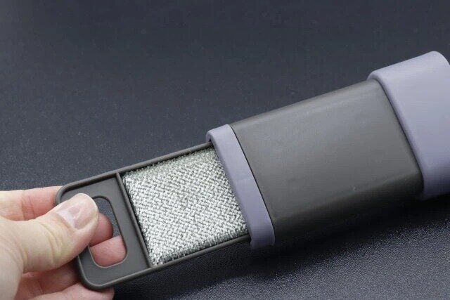 ダイソー ホコリ取りブラシ