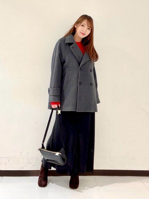 2025女性おすすめアウターピーコートコーデ