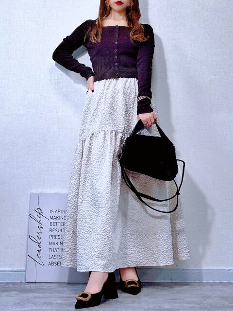 フェミニンな秋コーデ